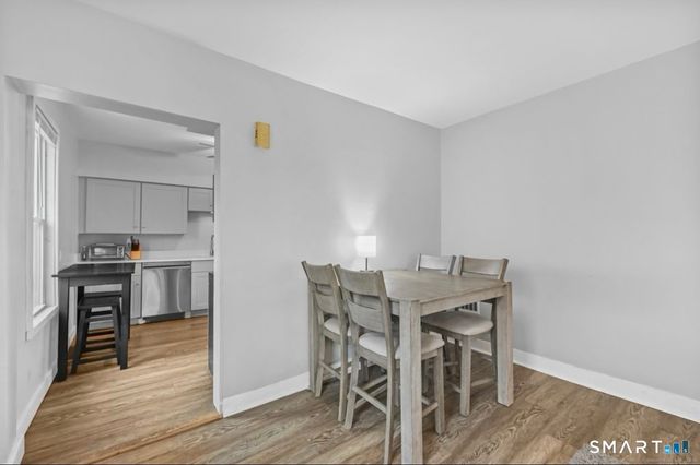 115 Harborview Avenue 2nd, Bridgeport, CT 06605