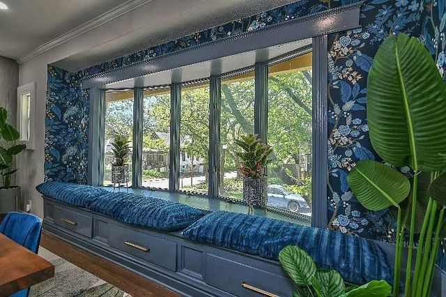 700 E 43rd Street, Kansas City, MO 64110