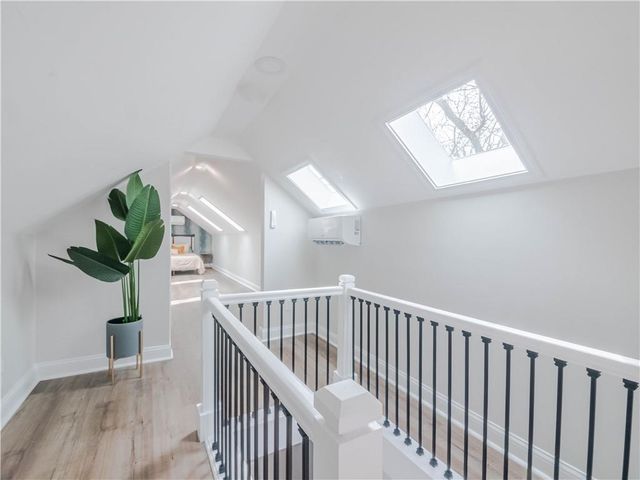 700 E 43rd Street, Kansas City, MO 64110