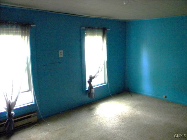 37 West Oneida Street, Lysander, NY 13027