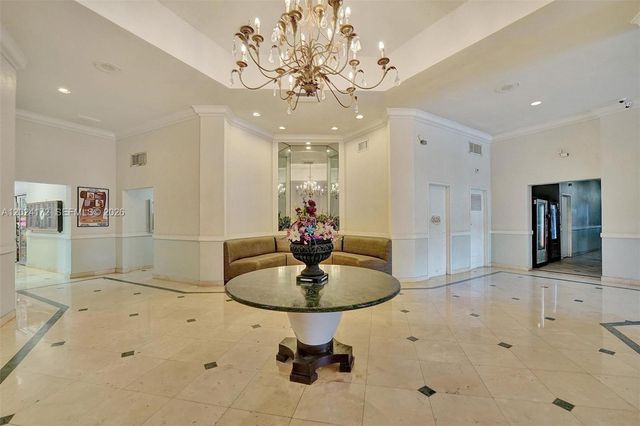 1301 NE Miami Gardens Dr 813W, Miami, FL 33179