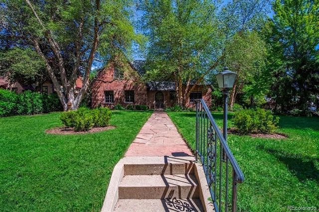 1600 Hudson Street, Denver, CO 80220