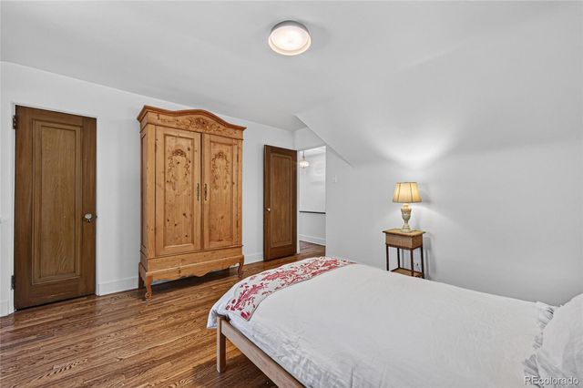 1600 Hudson Street, Denver, CO 80220