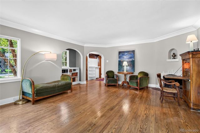 1600 Hudson Street, Denver, CO 80220