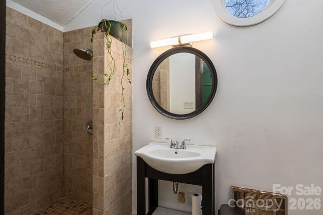 606 Huss Street, Lincolnton, NC 28092