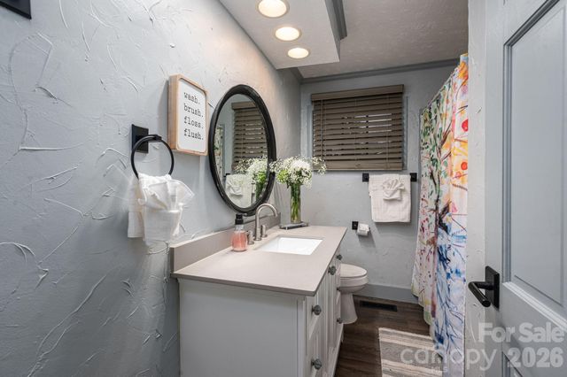 606 Huss Street, Lincolnton, NC 28092