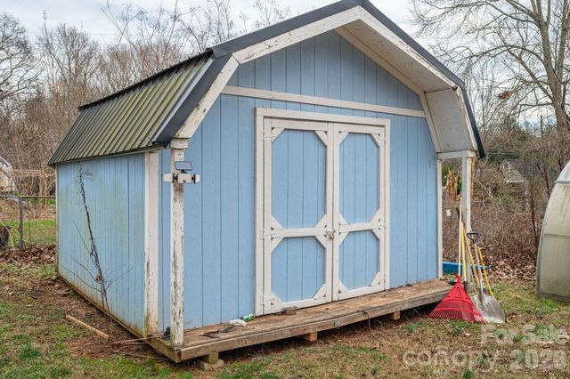 606 Huss Street, Lincolnton, NC 28092