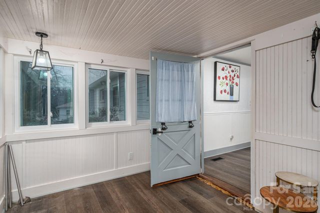 606 Huss Street, Lincolnton, NC 28092