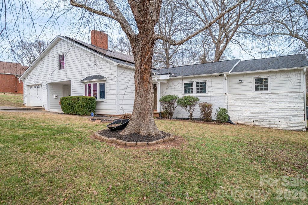 606 Huss Street, Lincolnton, NC 28092