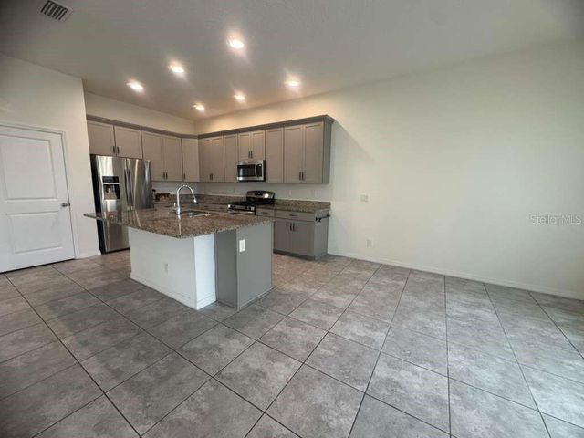 998 GRAND HILLTOP, Apopka, FL 32703