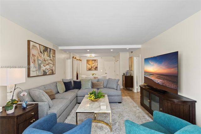 5700 Collins Ave 3A, Miami Beach, FL 33140