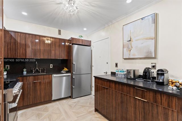 5700 Collins Ave 3A, Miami Beach, FL 33140