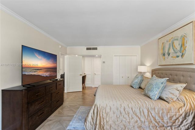 5700 Collins Ave 3A, Miami Beach, FL 33140