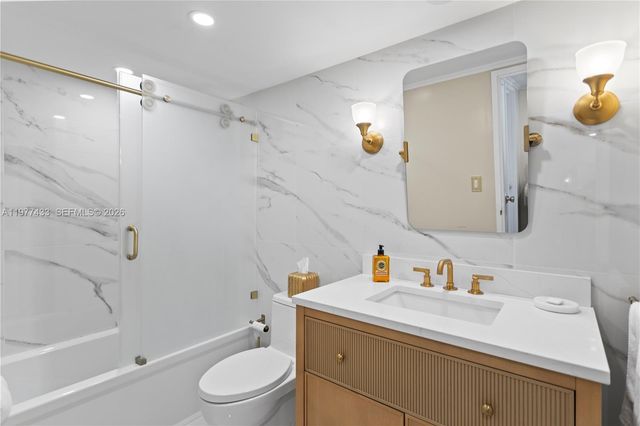 5700 Collins Ave 3A, Miami Beach, FL 33140