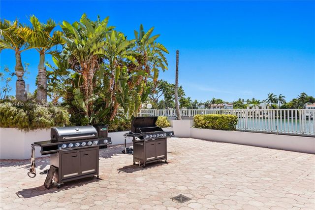 5700 Collins Ave 3A, Miami Beach, FL 33140