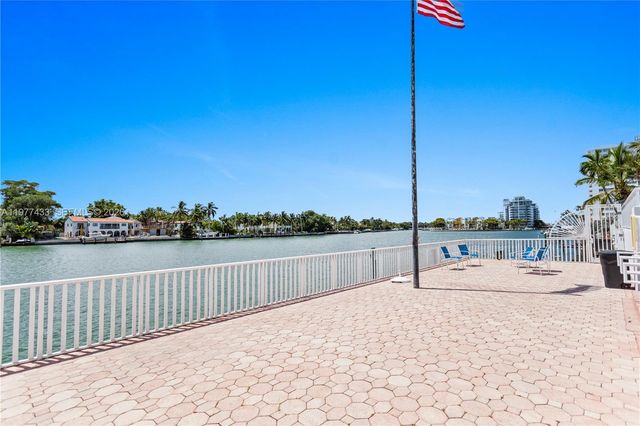 5700 Collins Ave 3A, Miami Beach, FL 33140