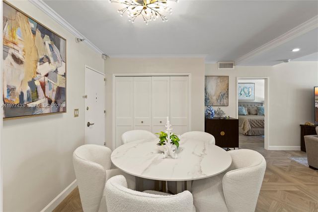 5700 Collins Ave 3A, Miami Beach, FL 33140