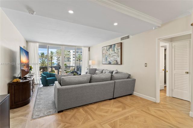 5700 Collins Ave 3A, Miami Beach, FL 33140