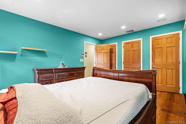 3 Douglas Drive, Pleasantville, NY 10570