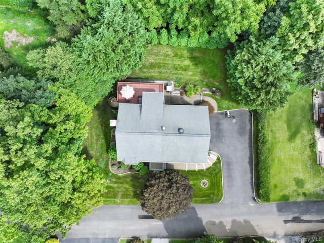 3 Douglas Drive, Pleasantville, NY 10570