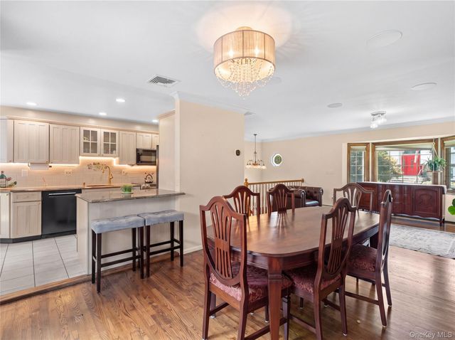 3 Douglas Drive, Pleasantville, NY 10570