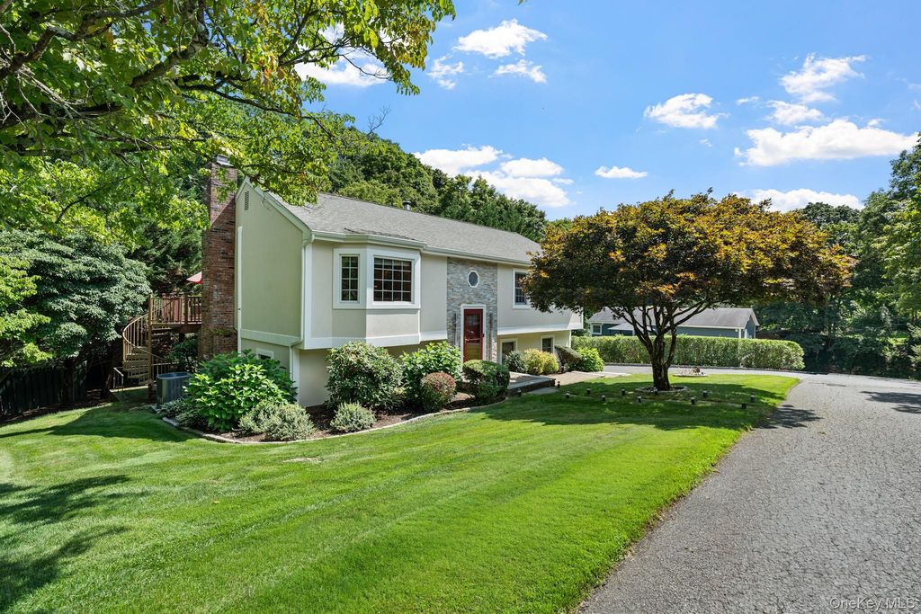 3 Douglas Drive, Pleasantville, NY 10570 — exterior