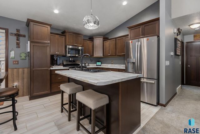 3633 E Brewster St Street, Sioux Falls, SD 57108