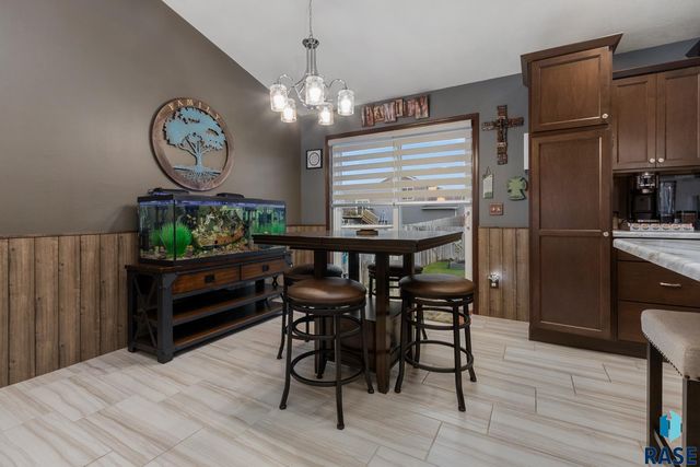 3633 E Brewster St Street, Sioux Falls, SD 57108