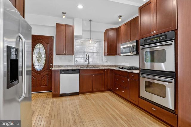 1600 JACKSON ST, Baltimore, MD 21230