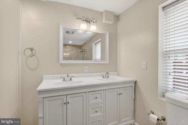 1600 JACKSON ST, Baltimore, MD 21230