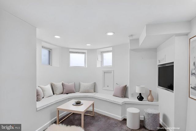 1600 JACKSON ST, Baltimore, MD 21230