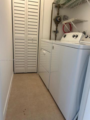 8851 Wiles Rd 208, Coral Springs, FL 33067