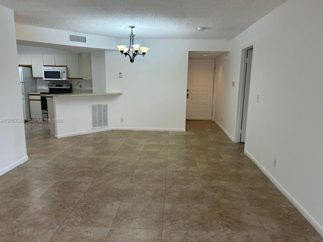 8851 Wiles Rd 208, Coral Springs, FL 33067