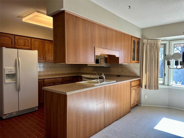 1223 Rush Ridge Road, Jefferson, IA 50129