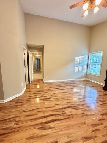 1080 Chandler Ridge Drive, Lawrenceville, GA 30045