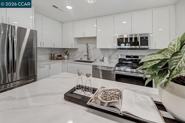 2016 Pine Knoll 2, Walnut Creek, CA 94595