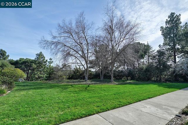 2016 Pine Knoll 2, Walnut Creek, CA 94595