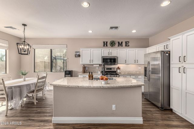 18533 W PASEO Way, Goodyear, AZ 85338