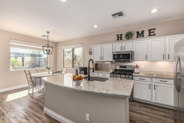 18533 W PASEO Way, Goodyear, AZ 85338