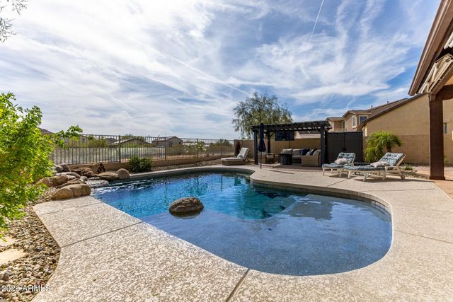 18533 W PASEO Way, Goodyear, AZ 85338