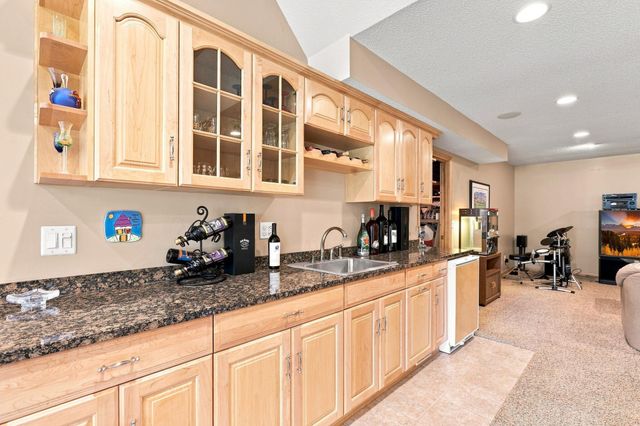 14335 48th Avenue N, Plymouth, MN 55446