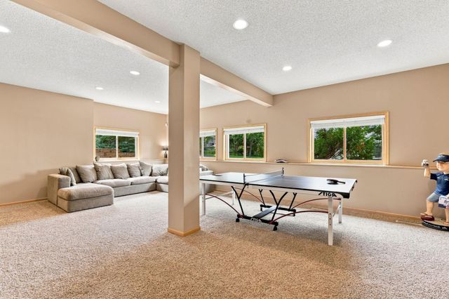 14335 48th Avenue N, Plymouth, MN 55446