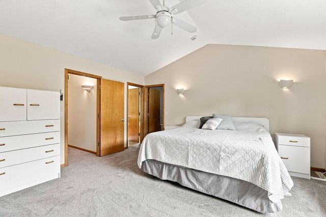 14335 48th Avenue N, Plymouth, MN 55446