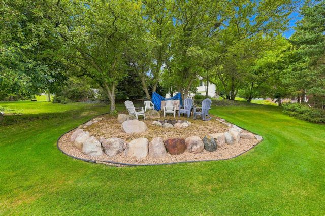 14335 48th Avenue N, Plymouth, MN 55446