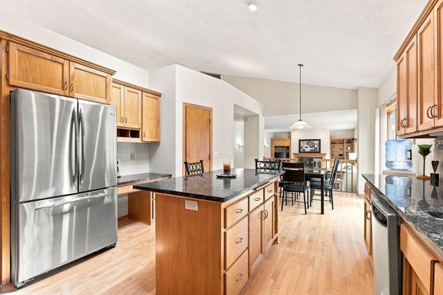 14335 48th Avenue N, Plymouth, MN 55446