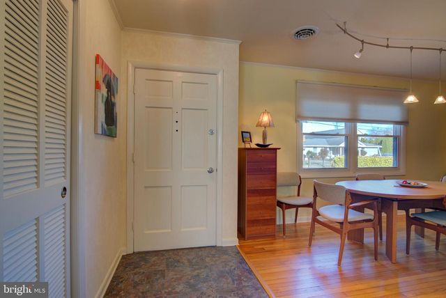 946 BRYANT AVE, Colonial Beach, VA 22443