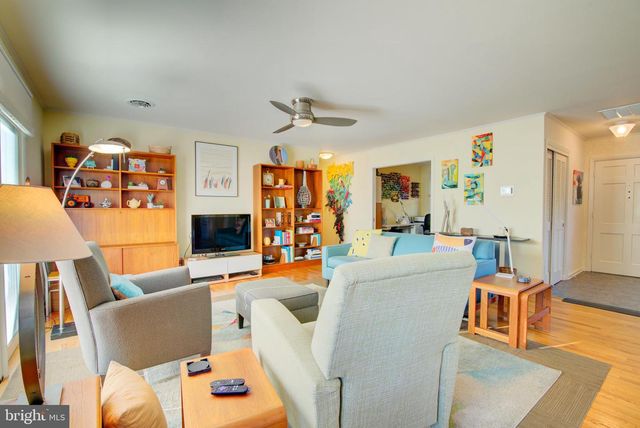 946 BRYANT AVE, Colonial Beach, VA 22443