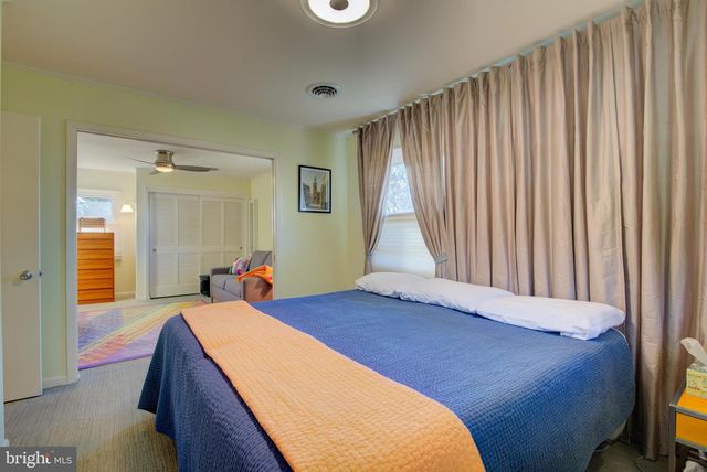 946 BRYANT AVE, Colonial Beach, VA 22443