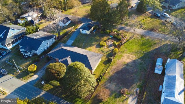 946 BRYANT AVE, Colonial Beach, VA 22443