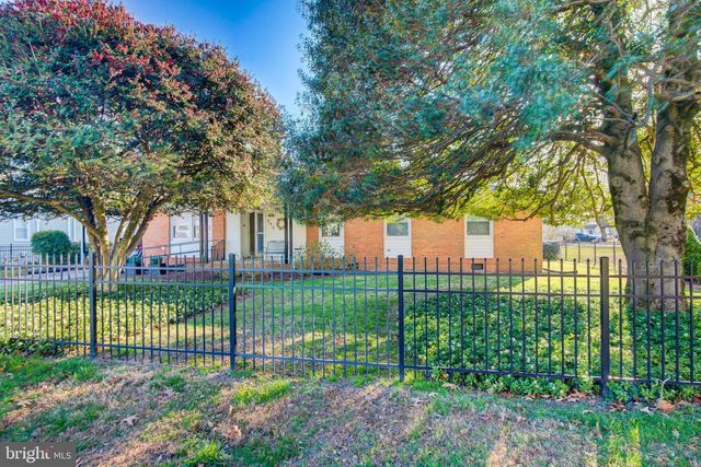 946 BRYANT AVE, Colonial Beach, VA 22443